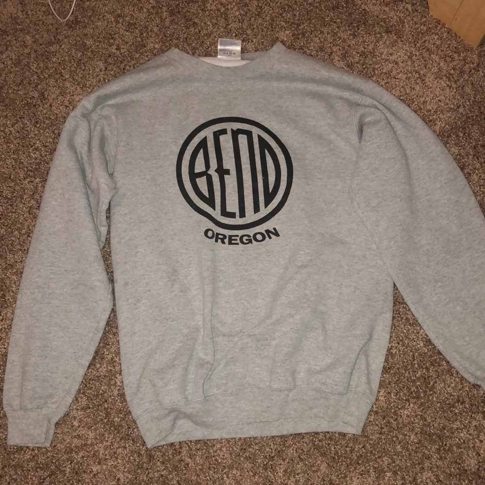 Bend Oregon crew neck